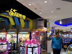 -反斗乐园π·电玩·高空拓展·蹦床(龙华天虹店)