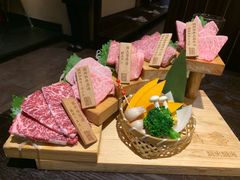 -山川小町·极番烧肉(新地假日广场店)