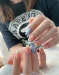 -星辰·新中式美甲美睫工作室