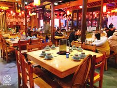 大堂-老凯俚酸汤鱼(鸿通城店)