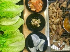 -肉甲韩国木炭烤肉(新壹街1店)