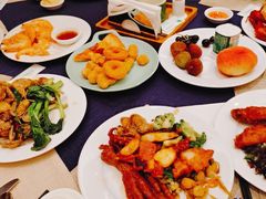 -东方红海鲜百汇(国际大厦店)