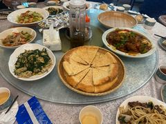 -汗腾格里·风味餐厅(新疆驻京办店)
