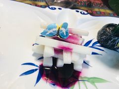 -忘忧草融合私房菜(红鼎国际店)