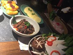 -老牌坊云南鱼豆花火锅(哈西万达店)
