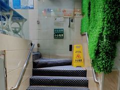 -小蓝鲸游泳培训基地(积水潭店)