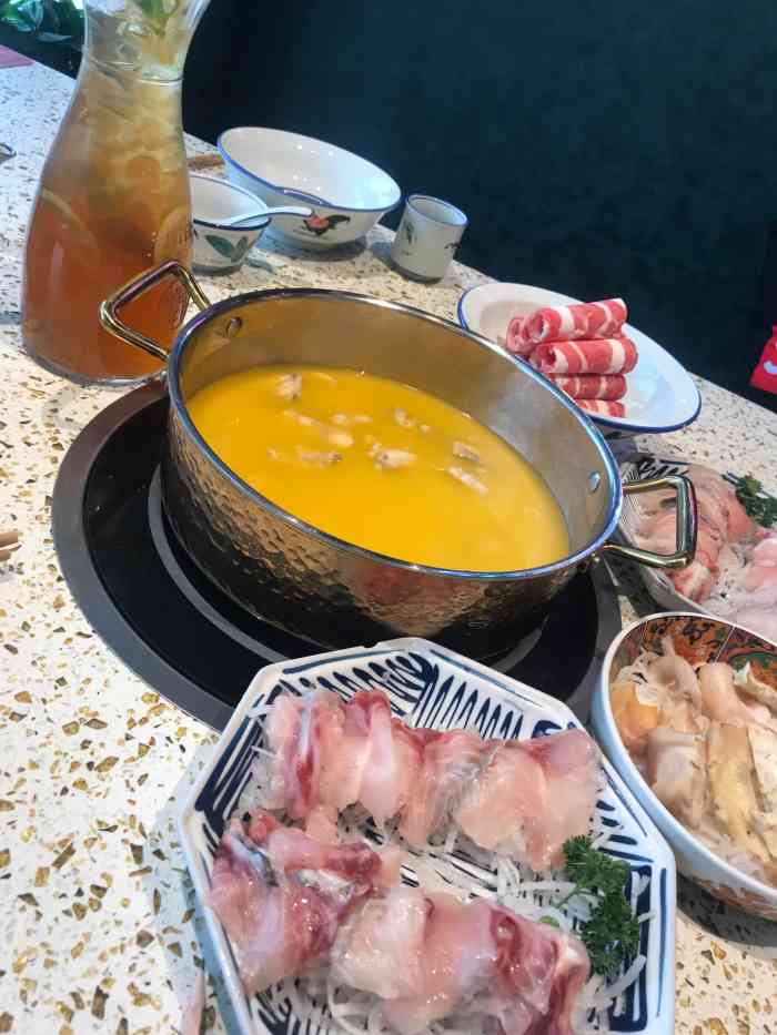 龙鳯楼打边炉(中银大厦店)-"又来龙凤楼喝汤啦!这次带了妈妈来.提前.