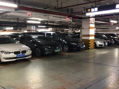 -百联中环购物广场-停车场