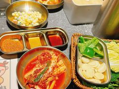 -草家酱蟹炭火烤肉店(珲春南路二店)