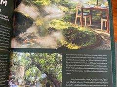 -Chom Cafe and Restaurant