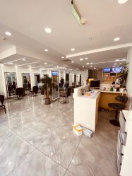 -Coo Hair salon