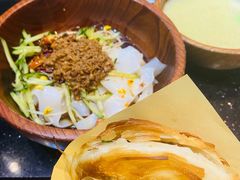老潼关肉夹馍-西北杂粮筐手工面凉皮(来福士店)