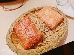 -洞庭洲·防空洞火锅·烧烤·铜锅涮肉(新百广场店)