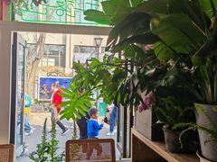 -北平花园·MUA摩造汉堡·北平咖啡(南锣鼓巷胡同店)