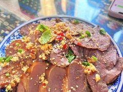-蜗牛小馆醉乡民谣云南菜(惠新西里店)