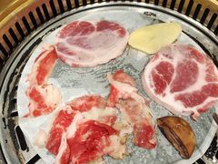 -烤路里·韩国品质自助烤肉(石路天虹4号店)