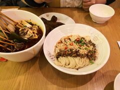 -蓉李记成都名小吃(武汉菱角湖万达店)