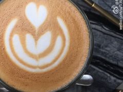 -UNI UNI(环亚凯瑟琳店)