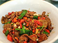 -辛香味烧鱼馆·非遗技艺·排骨红烧肉(光谷医药园店)