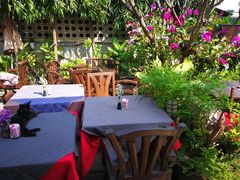 -Dash Teak House
