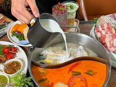 -樾餐厅泰式海鲜火锅(民歌湖店)