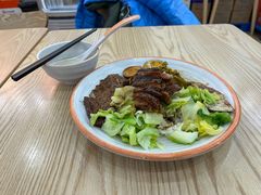 -瑞霖·隆江猪脚饭