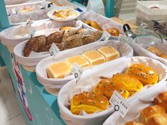 -沁屋面包店(人民东路店)