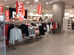 -H&M(鹏欣水游城店)