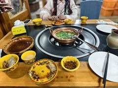 -银同牦牛肉火锅