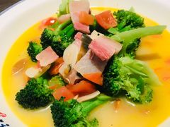 -童年小筑餐厅(申花路店)