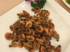 油爆河虾-上海老饭店(北京分店)