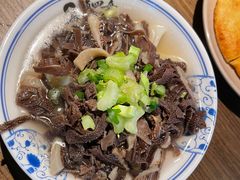 -肖四女乐山跷脚牛肉(南汇大学城生活广场店)