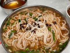 -正宗杨记普洱酸醋米线(总店)