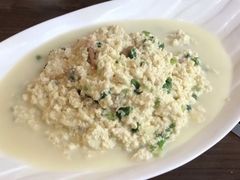 海鲜小豆腐-洁神饭庄·海鲜·青岛菜·30年老字号(五四广场店)
