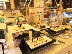 -东西风牛排馆周末烧烤自助(首都机场希尔顿店)