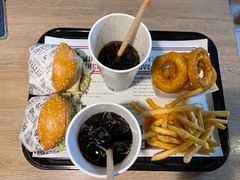 -The Habit Burger Grill 哈比特汉堡(复兴soho店)