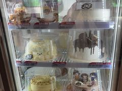 -DQ·蛋糕·冰淇淋(大宁国际商业广场店)