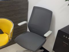 -安东易迷你自助仓储寄存仓库(杨浦店)