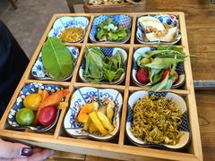 -花菇朵·云山雀 ll 野生菌锅·野果酸汤·精品滇菜(万柳店)