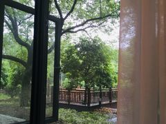 -浙江越秀外国语学院