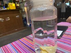 -香巴拉云南餐厅(华莱坞店)