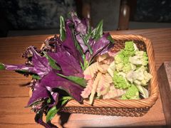 -花菇朵·云山雀 ll 野生菌锅·野果酸汤·精品滇菜(万柳店)