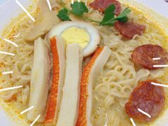 微辣沙一丁-華人 華星冰室(氹仔 店)