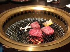 -山川小町·极番烧肉(新地假日广场店)
