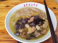 -文山荷鲜居(翠湖店)