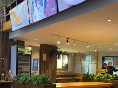 -呷佬·长沙手工米粉(金沙江路店)