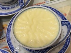-广信牛奶甜品世家(台东店)