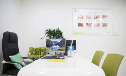 -苗医生专业祛痘·皮肤管理