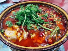 -乡土特色.冷锅鱼.牦牛肉汤锅