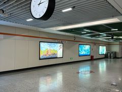 -常熟路(地铁站)